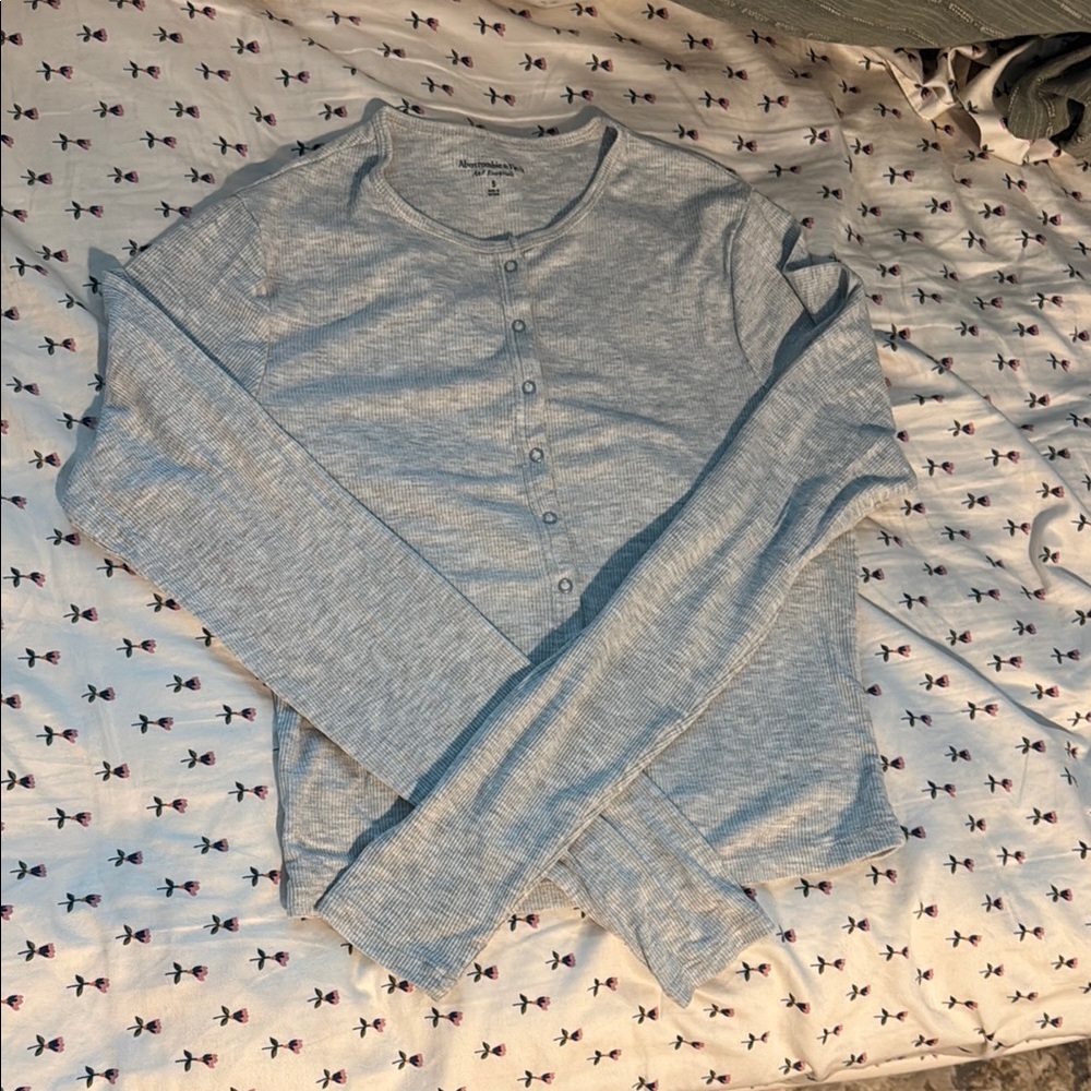 Abercrombie button up henley